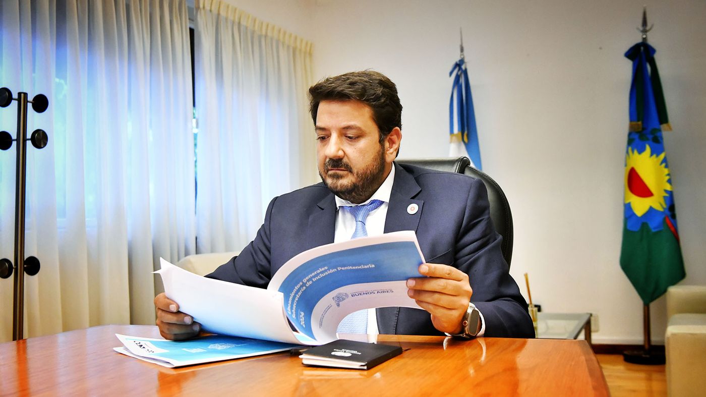 Juan Manuel Mena.jpeg