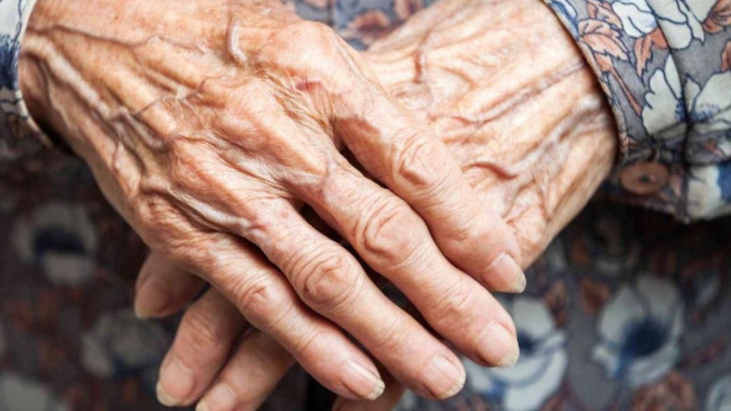 Allanaron la casa donde secuestraron a una abuela y descubrieron un geriátrico clandestino