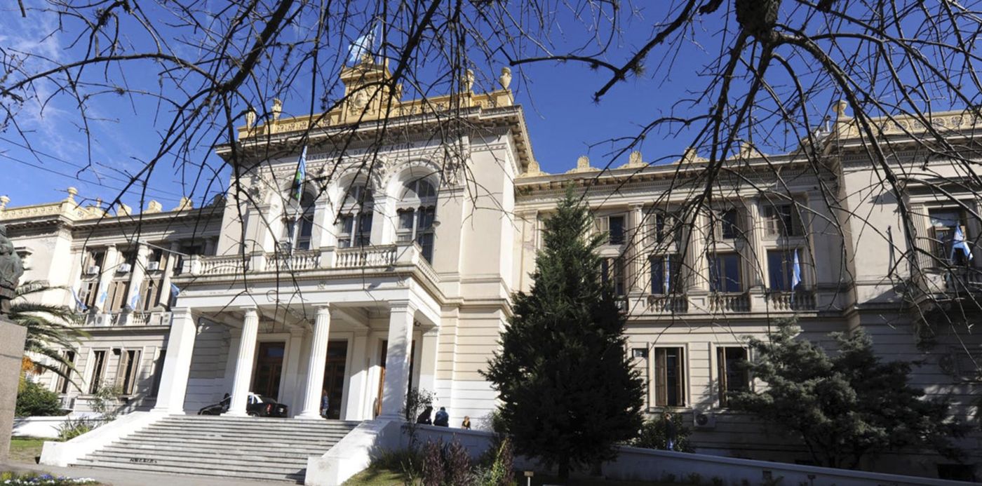 1546516799468.jpg?&cw=1920&ch=950