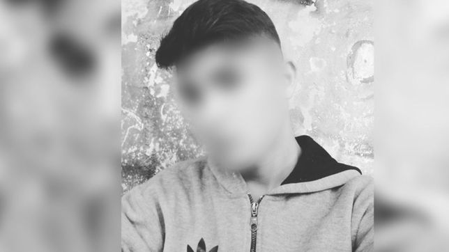 triple crimen: piden que se difunda la foto del menor buscado y se ofrezca recompensa
