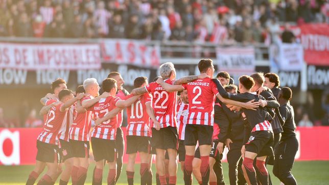 estudiantes estiro con su goleada, la increible racha como local ante gimnasia