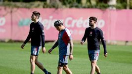 se lesiono y el pincha no volvio a ganar, pero ahora se prepara para estar a disposicion de dominguez se lesiono y el pincha no volvio a ganar, pero ahora se prepara para estar a disposicion de dominguez