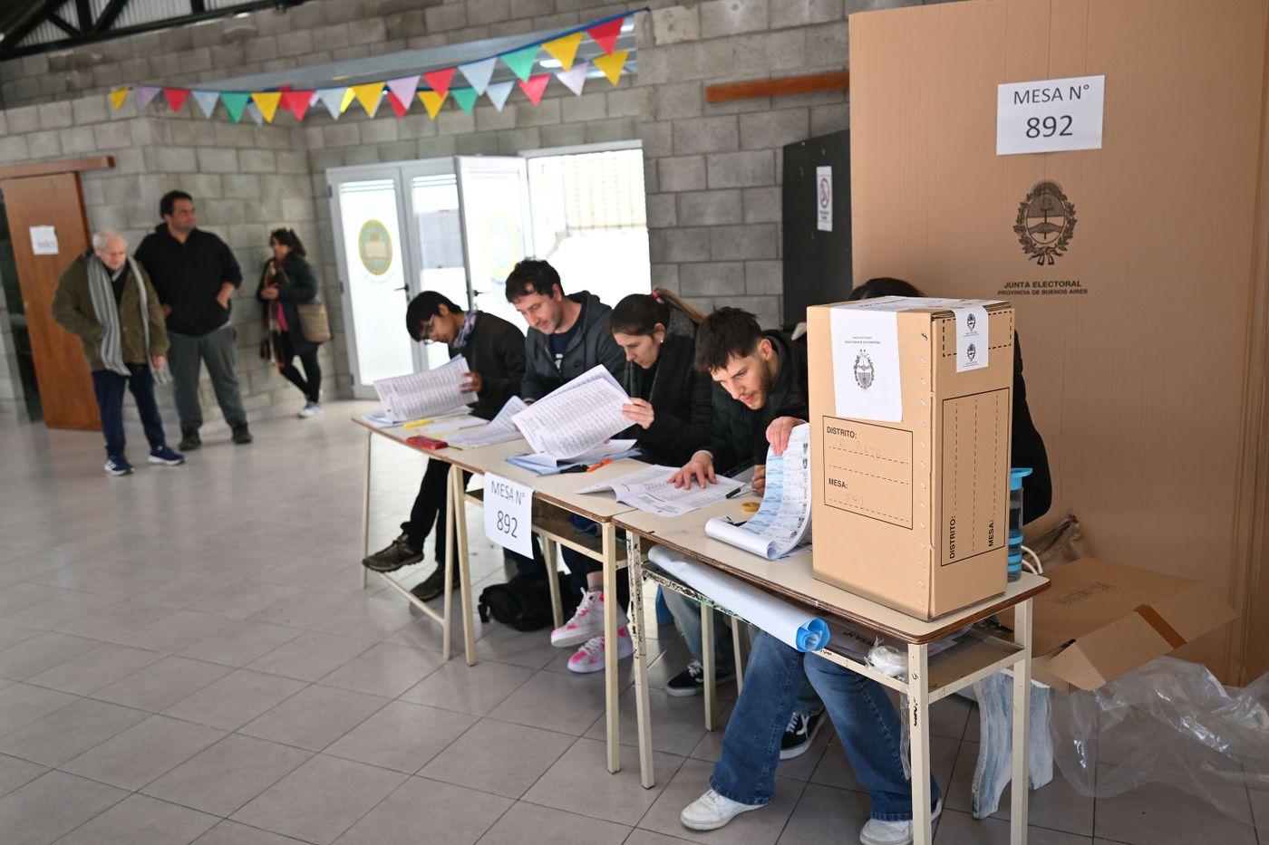 Urnas elecciones 2025 (2)