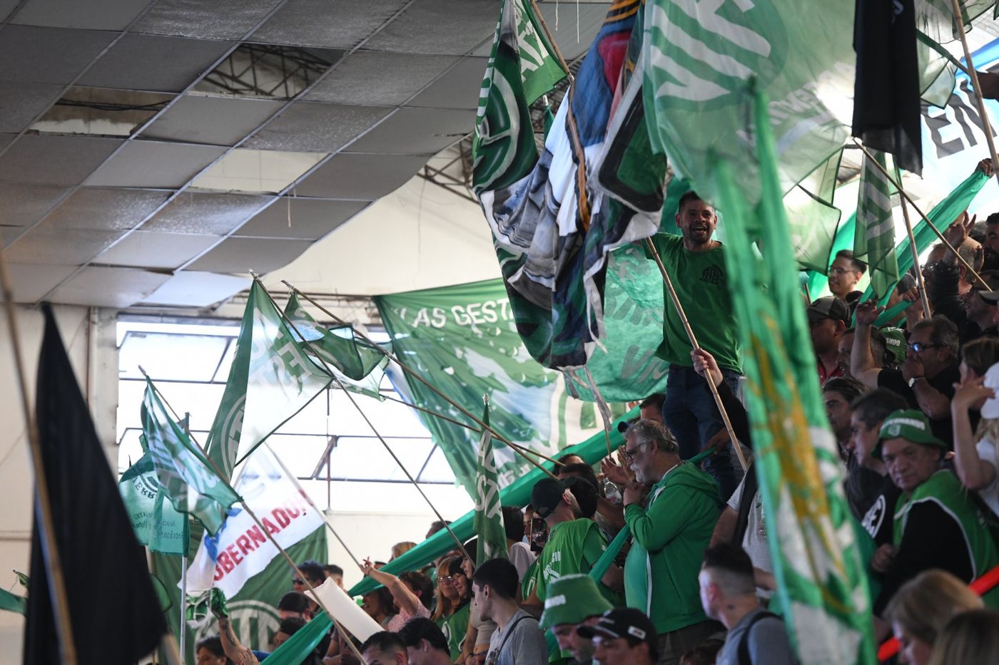 Kicillof en Atenas (9).jpeg