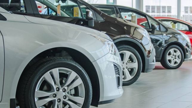 ¿cuales fueron los diez autos 0 km mas vendidos en febrero?