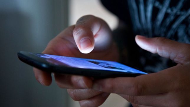 autorizan aumentos en las tarifas de la telefonia celular en febrero y marzo