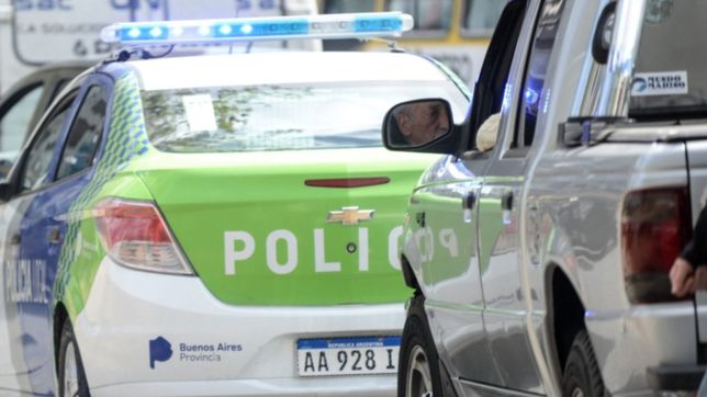 inseguridad en la plata: golpearon a una chica que volvia de trabajar para robarle