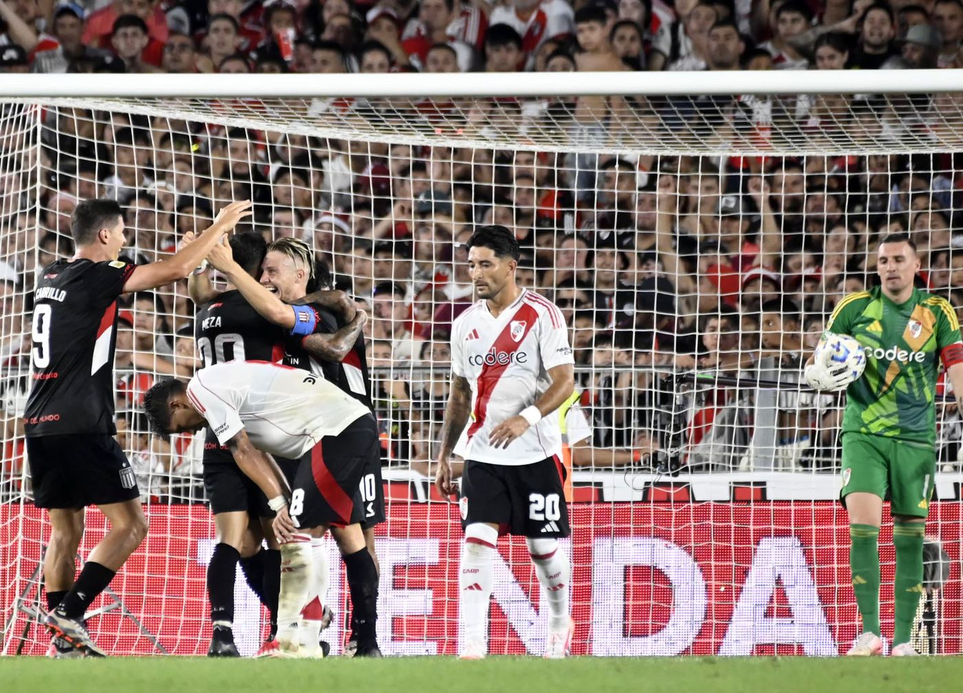 Estudiantes venci&oacute; a River en el &uacute;ltimo cruce entre s&iacute;.