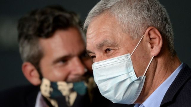 en un marco de descontento y con un tramite casi administrativo cagliardi cerro sus listas