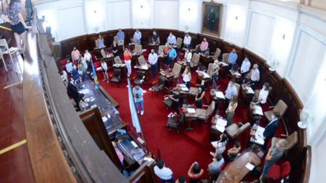 tensos cruces y descargos por la vacunacion en el concejo deliberante