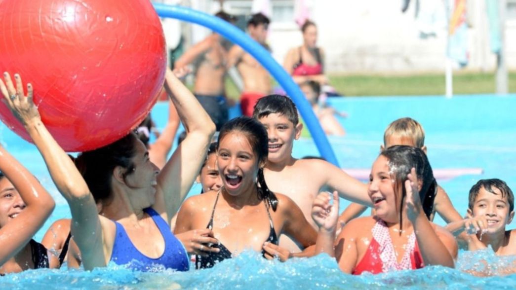 Temporada de verano en La Repu: actividades, cultura y juegos de agua en vacaciones