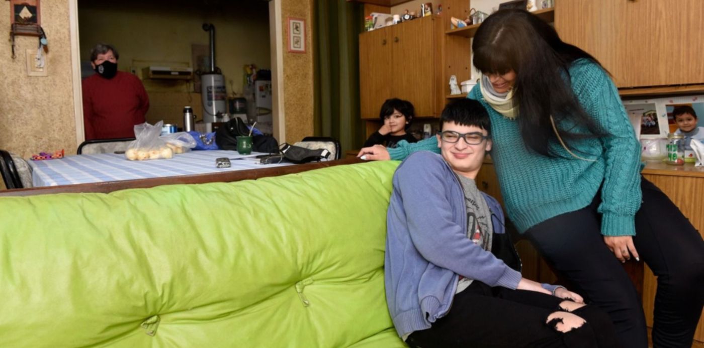 Mateo - Mercedes - discapacidad . vacuna