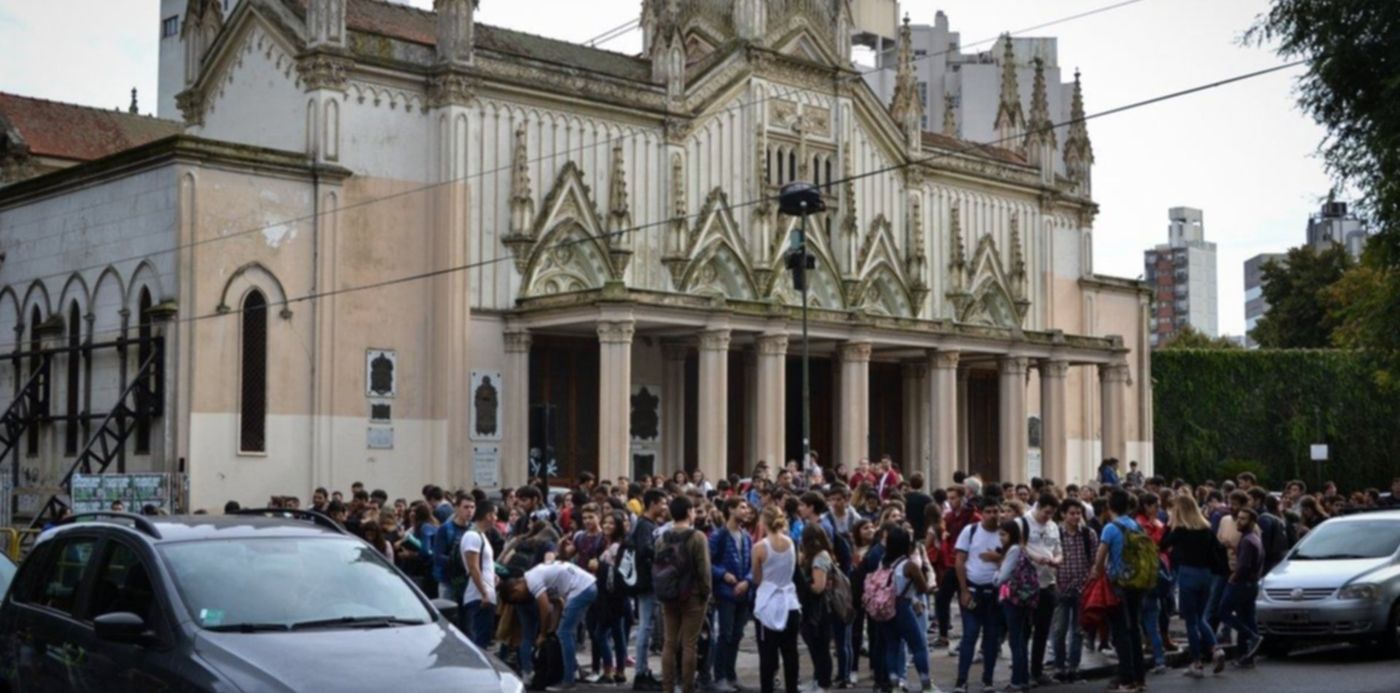 1553884079326.jpg?oh=800&y=107&width=1184&height=592&rotate=0&scaleX=1&x=5&scaleY=1&ow=1200&&cw=1920&ch=950