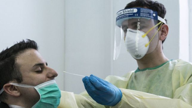 coronavirus en argentina: confirmaron 19 muertes y 1.553 nuevos contagios