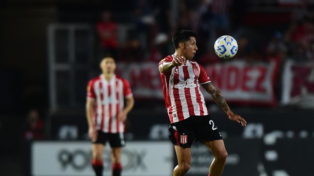 ¿donde tiene la cabeza enzo perez?