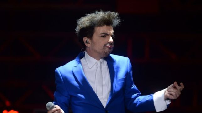 provincia emergente arranco a puro rock y en homenaje al platense federico moura