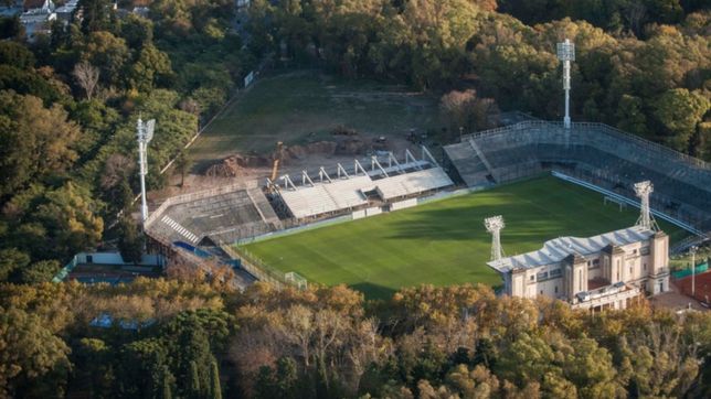 ¿como es historia, la camiseta que luciran las futbolistas de gimnasia en su debut en el bosque?