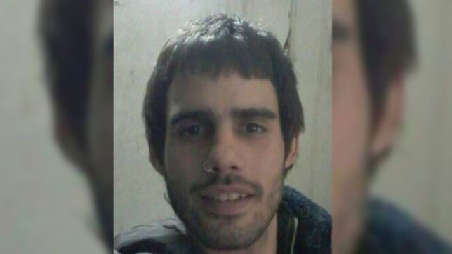 buscan a un joven platense que viajo a uruguay y hace casi un mes no se comunica