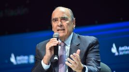 el gobierno apunto contra el paro general de la cgt: es un poco injustificado el gobierno apunto contra el paro general de la cgt: es un poco injustificado