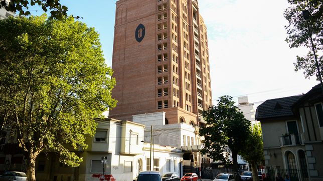 el gigante dormido de la plata que despierta con un edificio de lujo cinco estrellas