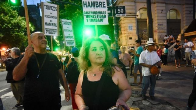 se viene una marcha de antorchas contra el tarifazo en la plata