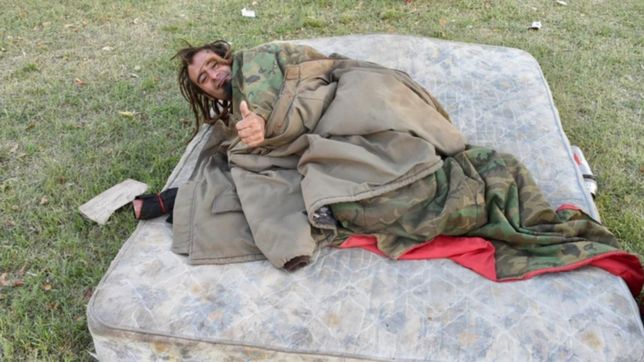 historias de los fanaticos de la renga varados en la rambla de 32