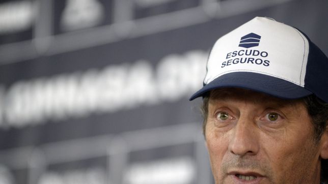 pedro troglio estuvo en abasto para seguir de cerca a los juveniles del club