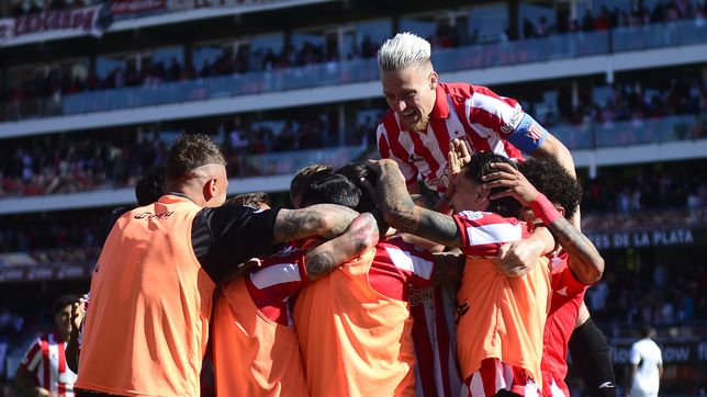 estudiantes no perdono a gimnasia y le gano con autoridad el clasico platense