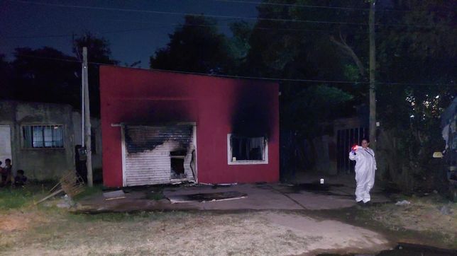 una mujer y sus dos pequenas hijas murieron en el incendio de su casa