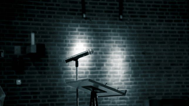 la provincia lanza el primer concurso de stand up para la divulgacion cientifica