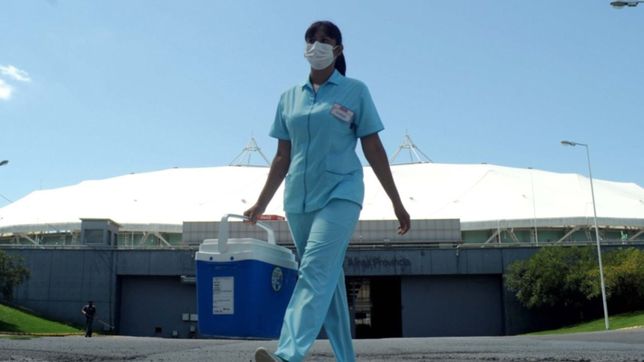 los lugares emblematicos de la plata que estan puestos al servicio de la vacunacion