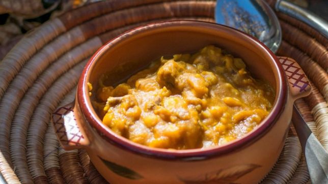 ya se vendieron 3.000 porciones para el locro gigante a beneficio del hospital san martin