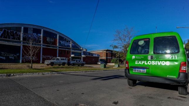 una escuela de la plata pide a los padres que hablen con sus hijos por las amenazas de bomba