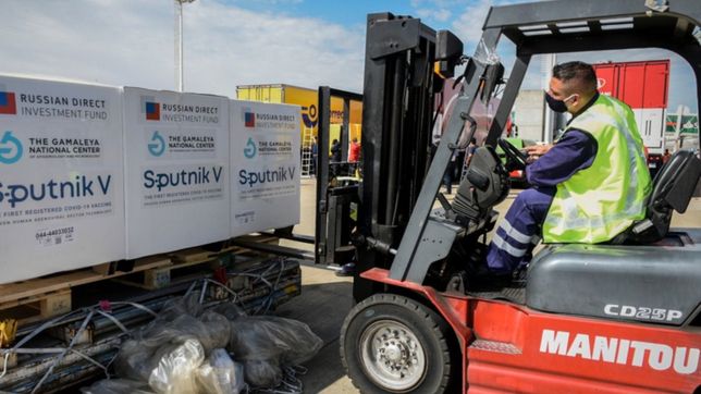 ¿por que se demoran las segundas dosis de las sputnik v y cuantas llegaran a la argentina?