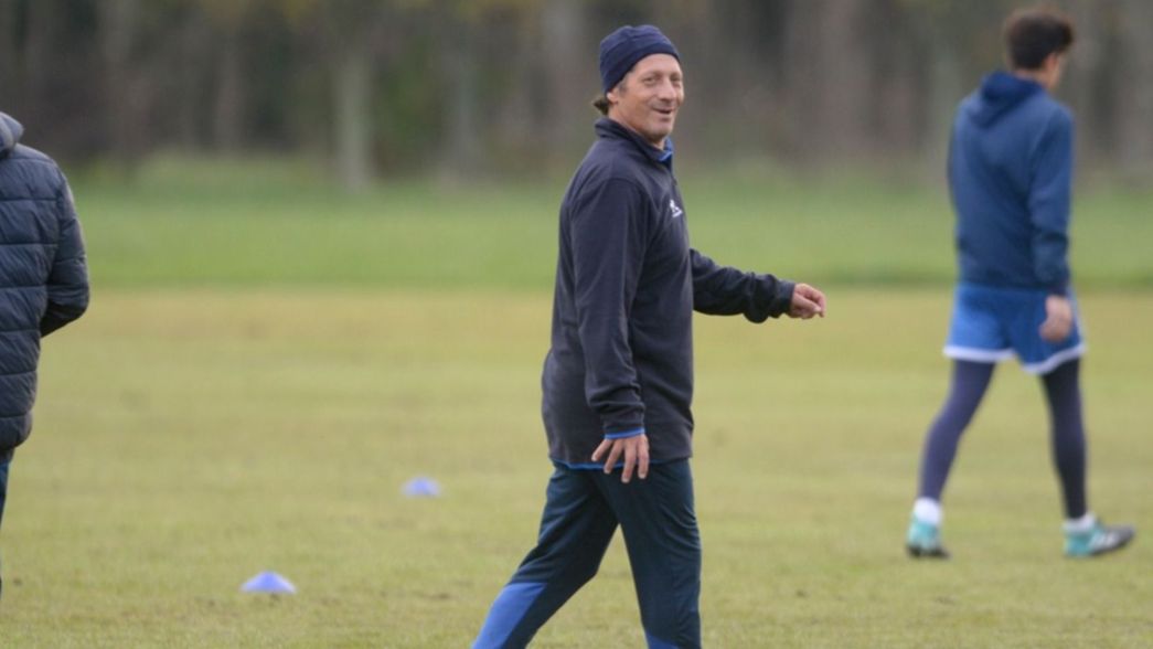 Gimnasia trabajó en Estancia Chica y Troglio no da indicios del equipo