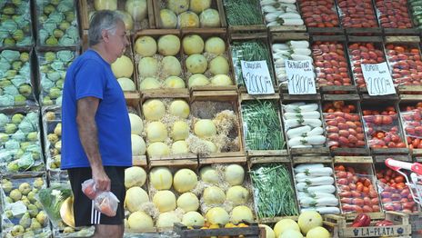La canasta alimentaria en La Plata subió 3,6% en enero y la naranja lideró los aumentos La canasta alimentaria en La Plata subió 3,6% en enero y la naranja lideró los aumentos