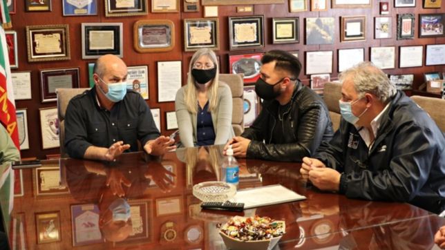 secco anuncio aumento del 20% al conformado de los trabajadores municipales