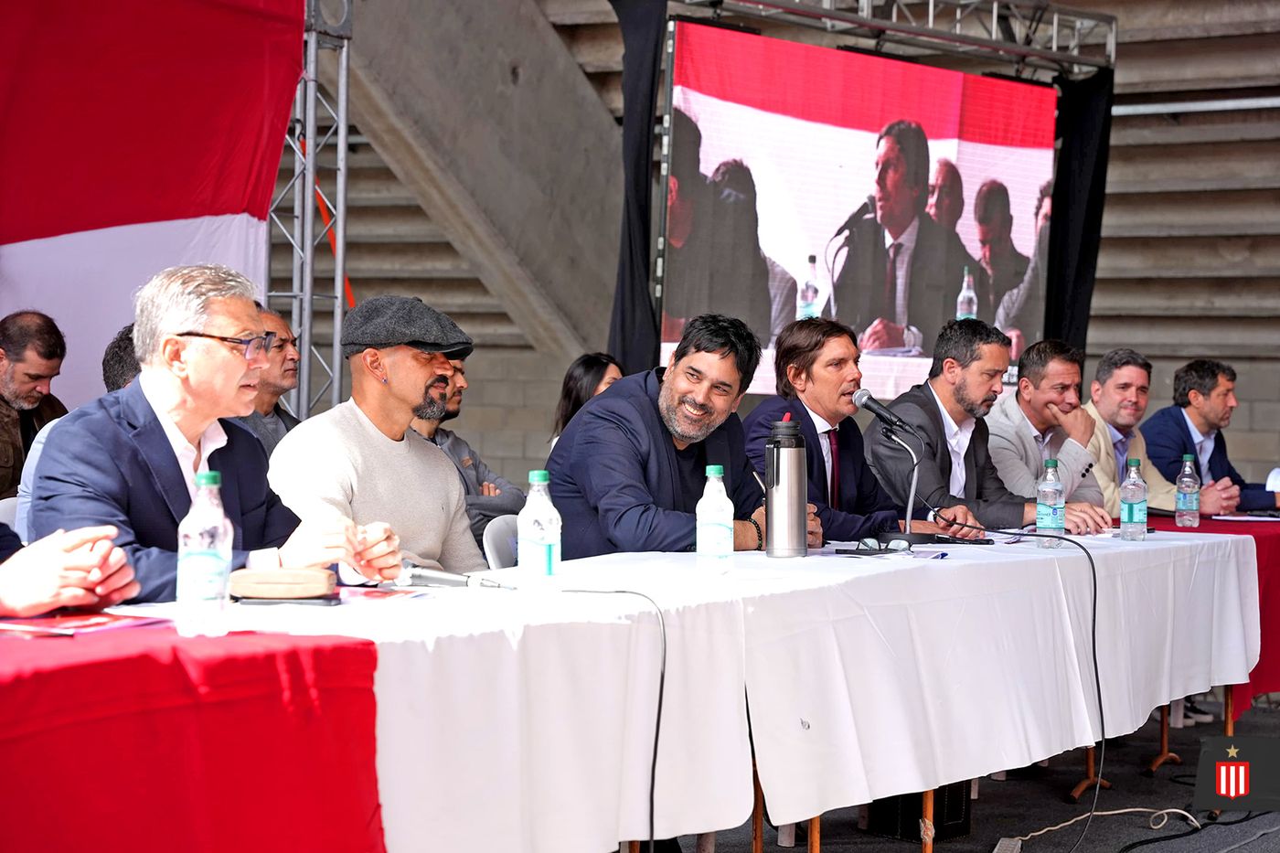Asamblea de Estudiantes (1).jpg