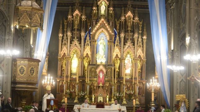 con garro y vidal en primera fila, tucho fernandez encabezo el tedeum por el 25 de mayo
