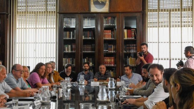 provincia convoco a los gremios estatales para reanudar la negociacion paritaria