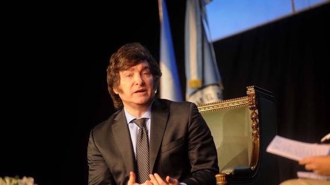 el gobierno avanza con la suba del impuesto a las ganancias