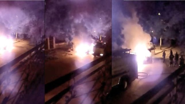 un auto se prendio fuego en ensenada: ¿otra vez los quemacoches?