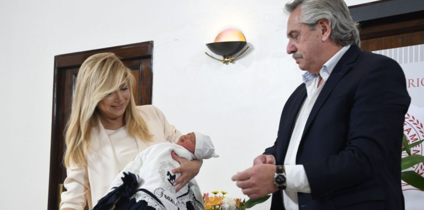 Fabiola y Alberto Fernández presentan a Francisco