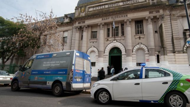 allanaron la casa de un alumno del normal 1, que nego haber amenazado de bomba