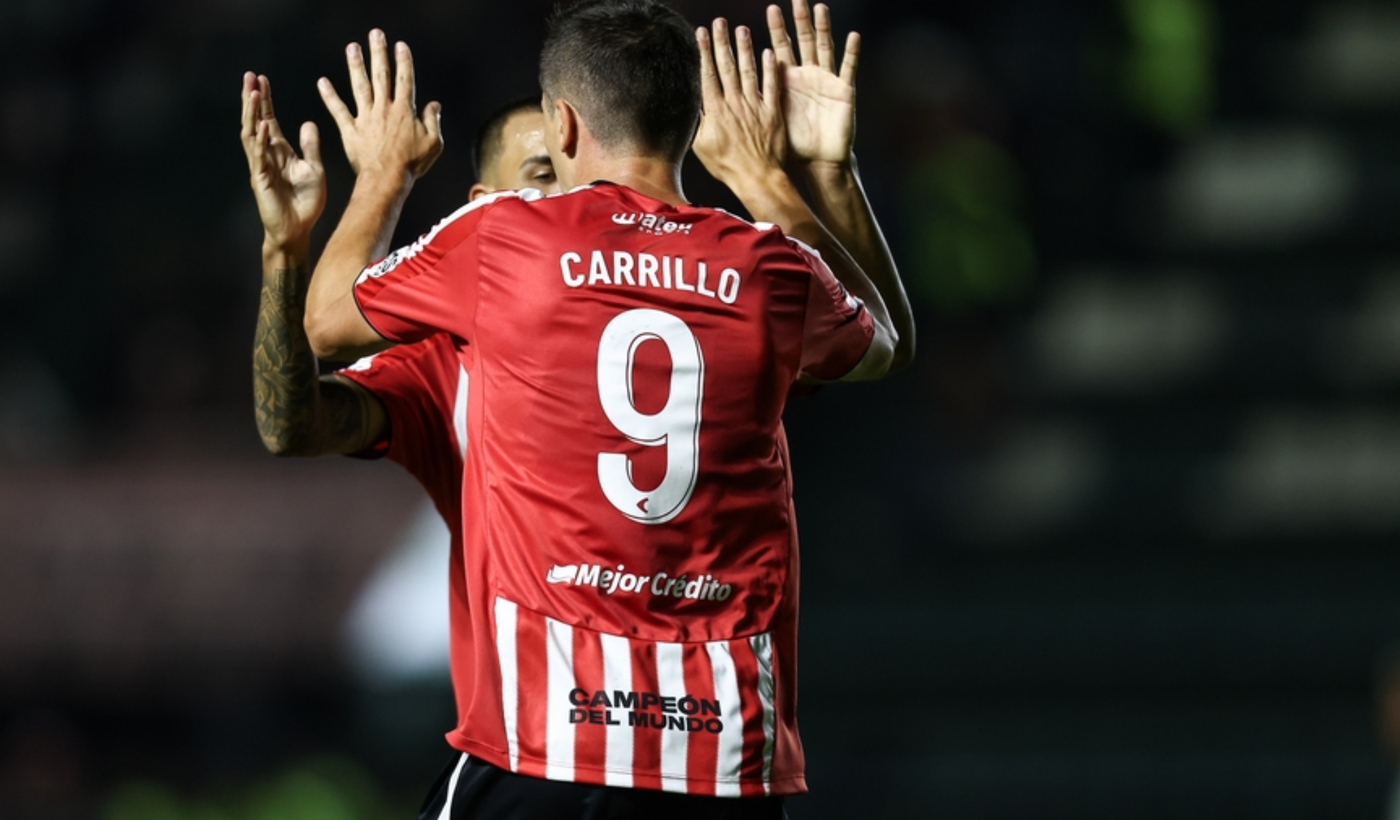 Estudiantes Ituzaingo Carrillo gol