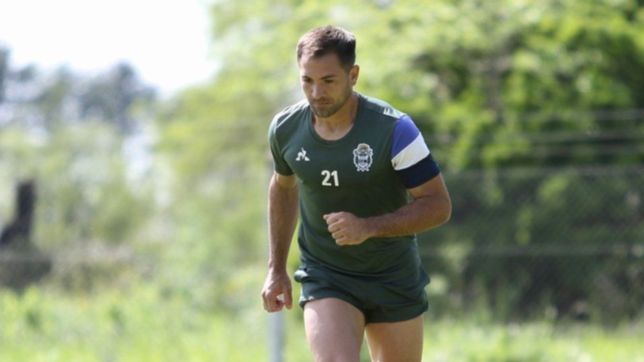 gimnasia sigue entrenando con la mente puesta en san martin de san juan