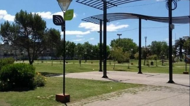 cagliardi sumo otra protesta contra el polo gastronomico en el parque civico