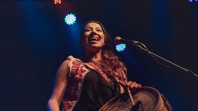 milena salamanca la rompio con una guarania paraguaya y clasifico a la cuarta instancia de la voz argentina