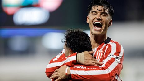 Estudiantes se repuso ante la polémica, ganó 3 a 1 y avanzó en la Copa Argentina