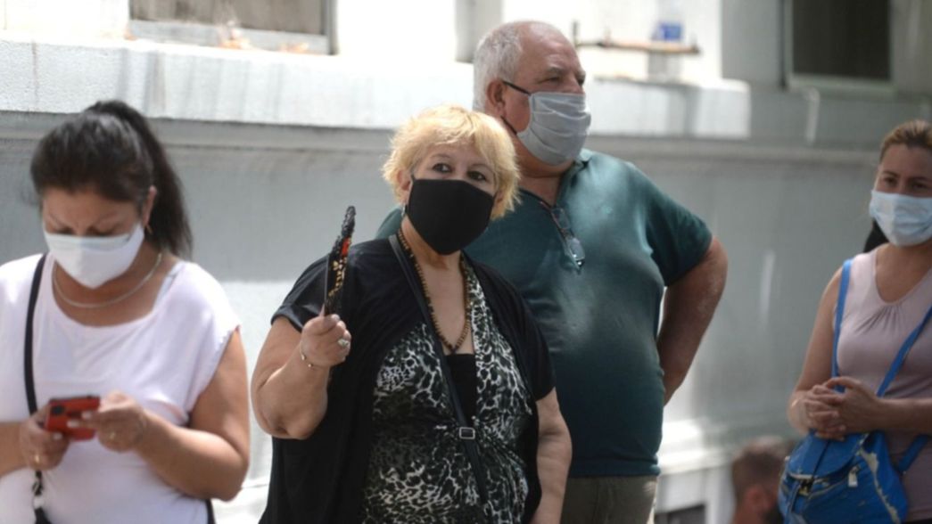 Radiografía de la pandemia: así bajó la positividad del COVID-19 en La Plata